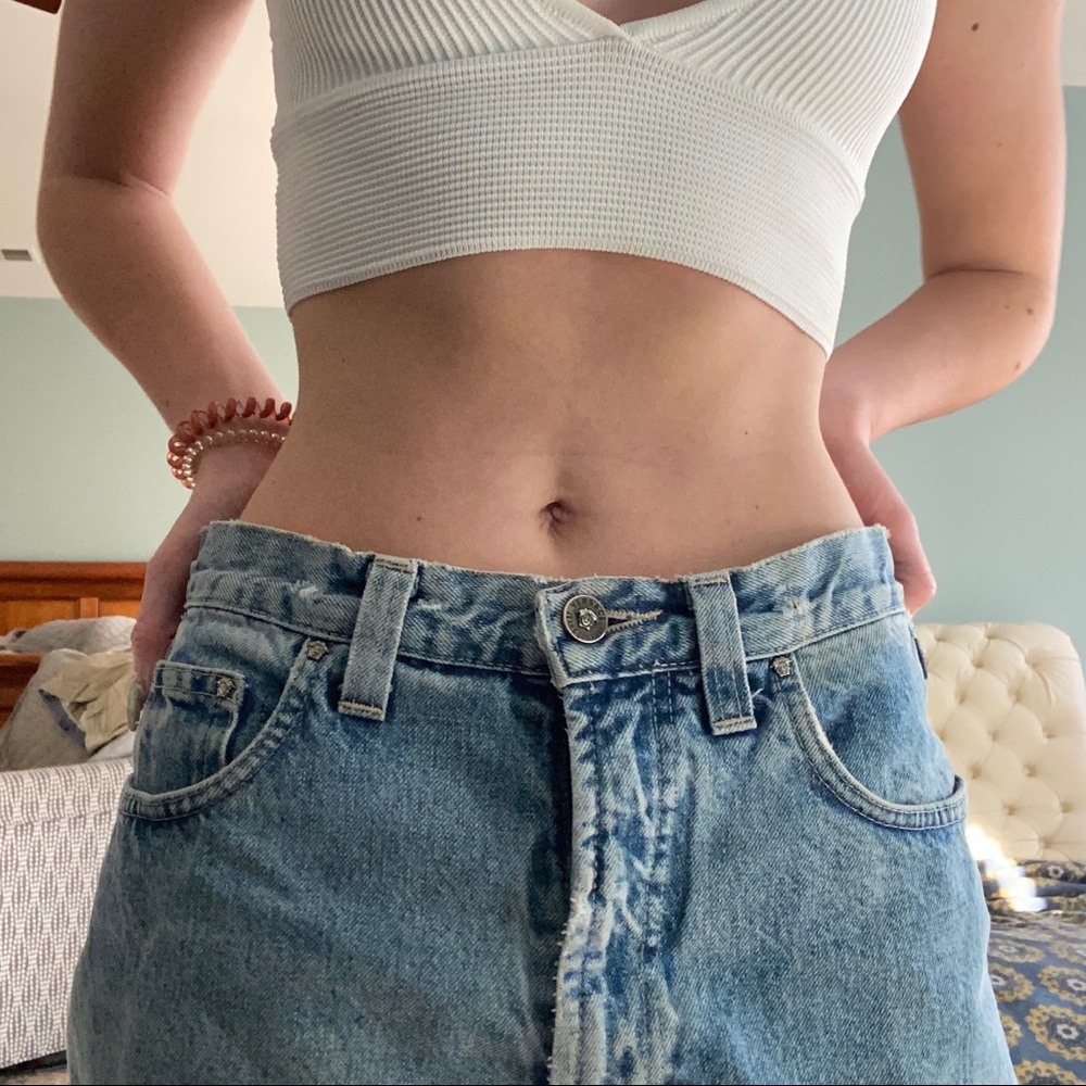 Versace jeans 90s vibe